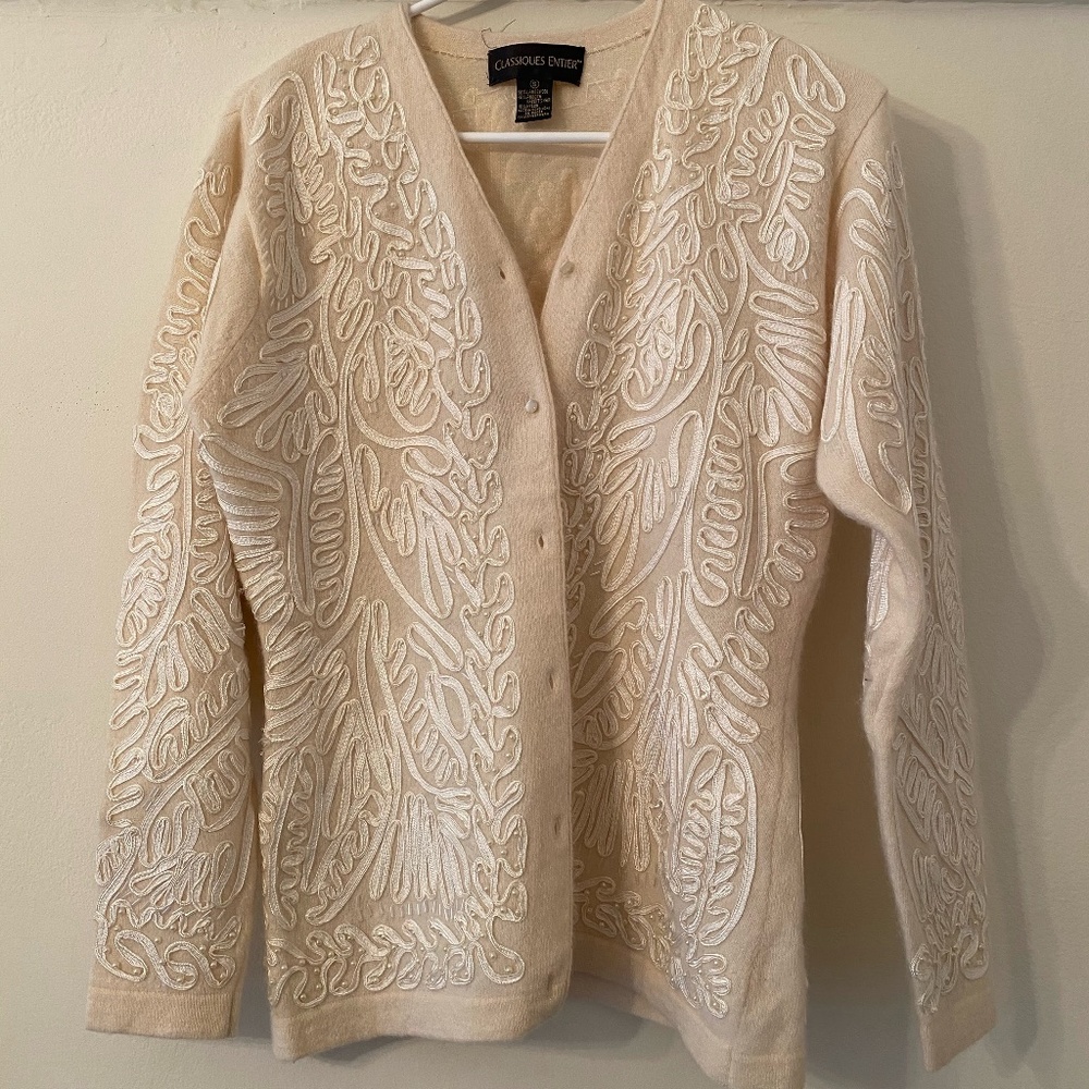 Vintage women’s cardigan